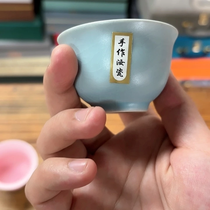 孤品茶具套装等。