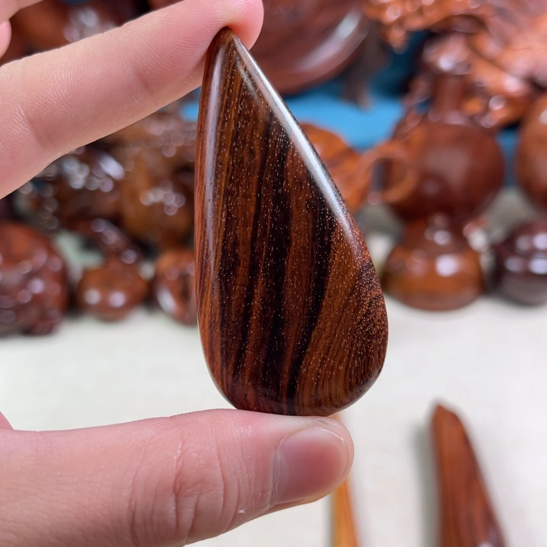 黄花梨/降香黄檀把件水滴