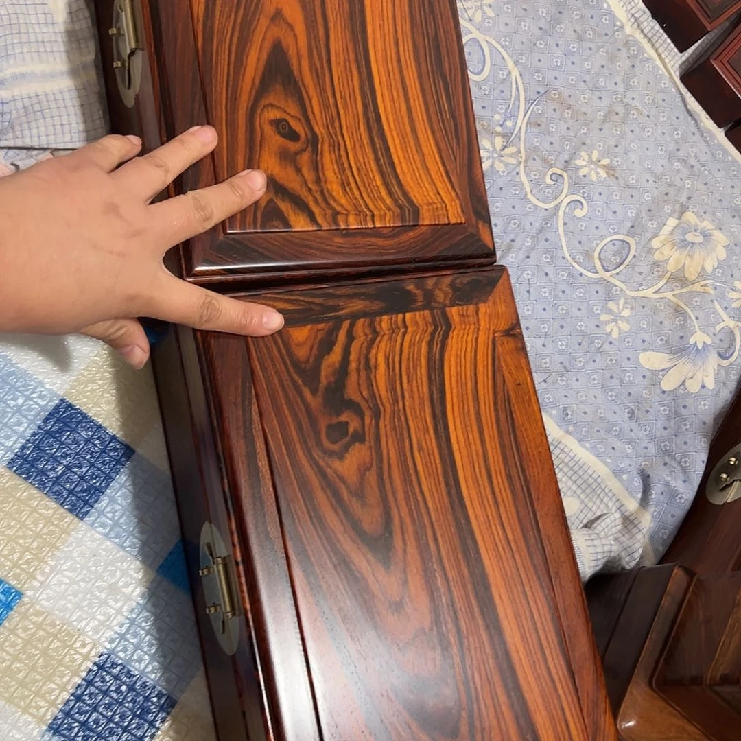 有***宇微凹黄檀全独板收纳盒