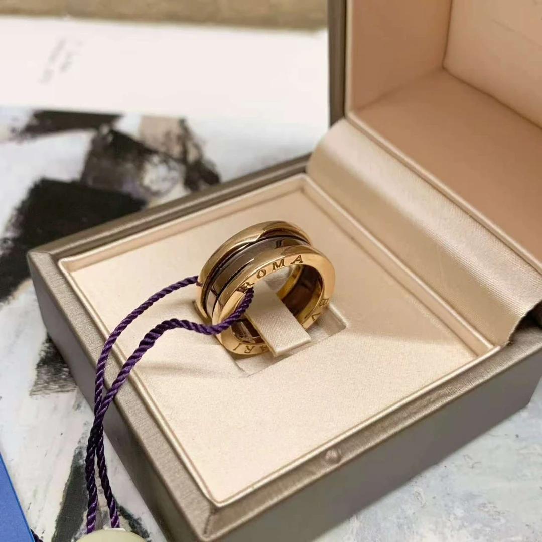 99新 BVLGARI/宝格丽 玫瑰金弹簧戒指/84227780/代卖服务/1220