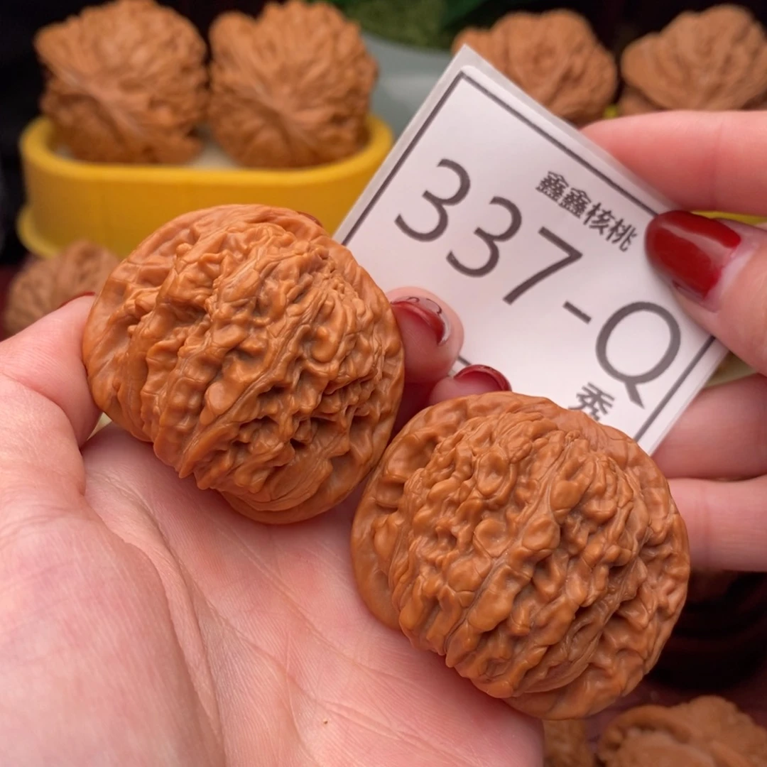 文玩核桃把件汉高楼43