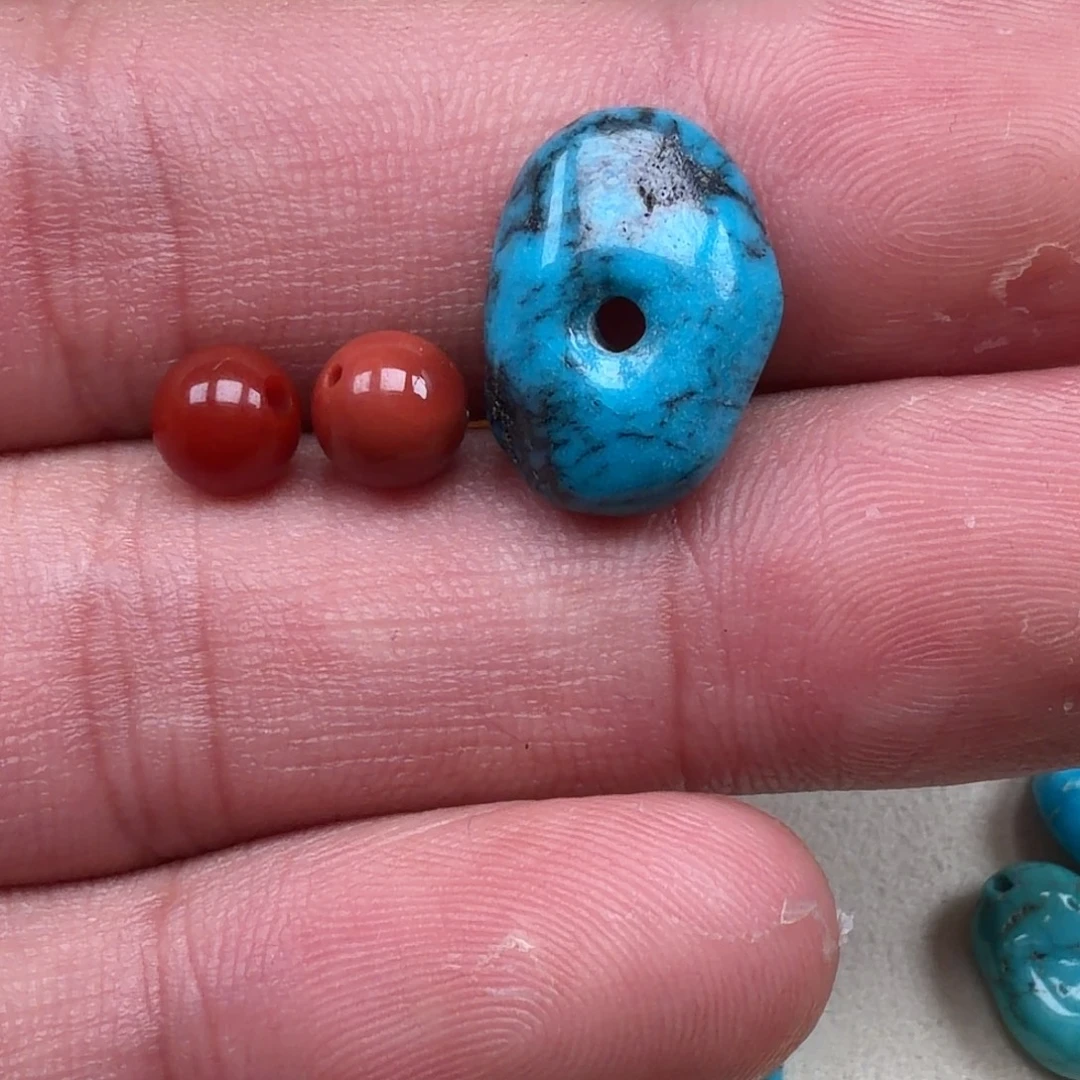 南红玛瑙未镶嵌珠宝奇石