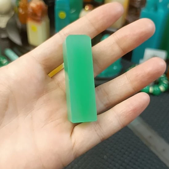 寿山石印石雅安绿素章