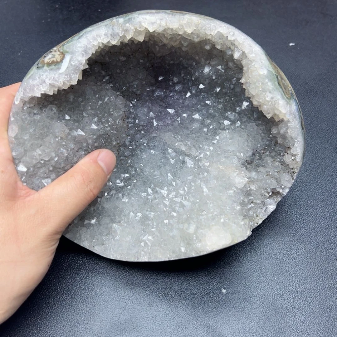 未镶嵌水晶大型摆件（非配饰）