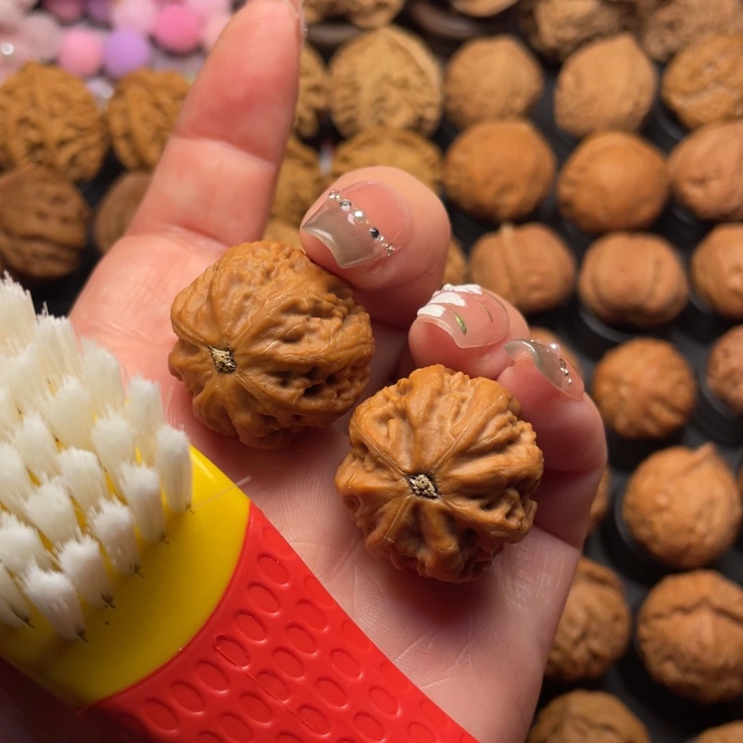 文玩核桃把件填*核桃