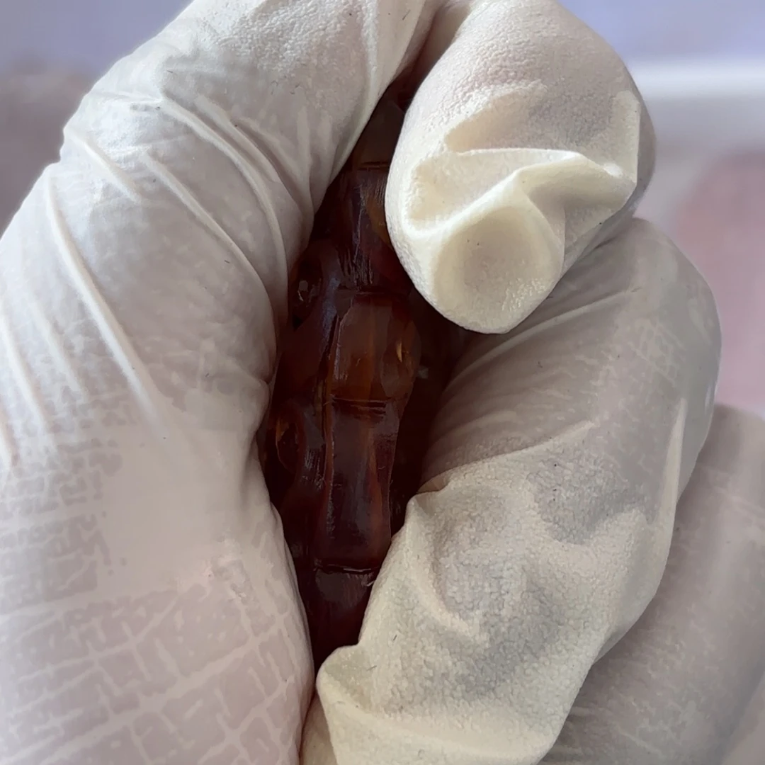 小***菜颈饰未镶嵌水晶随机