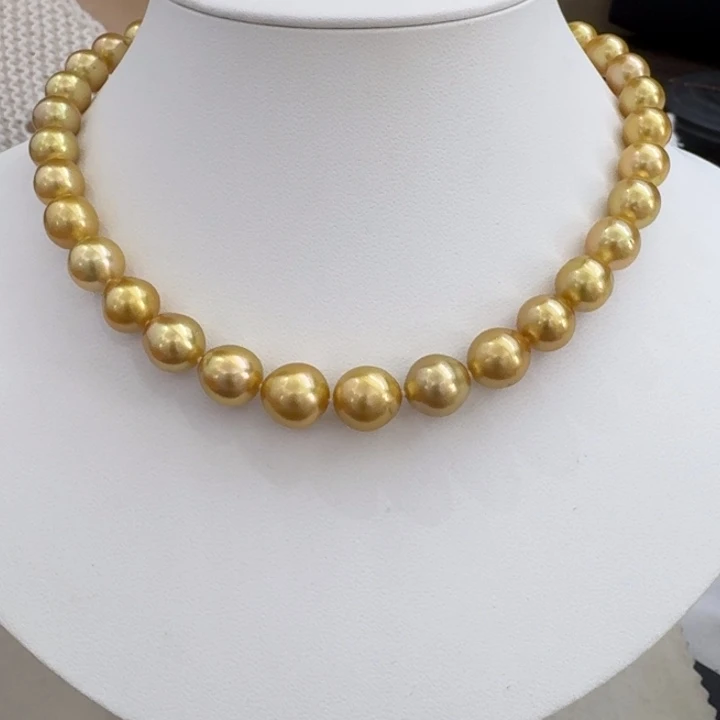 未镶嵌海水珍珠颈饰