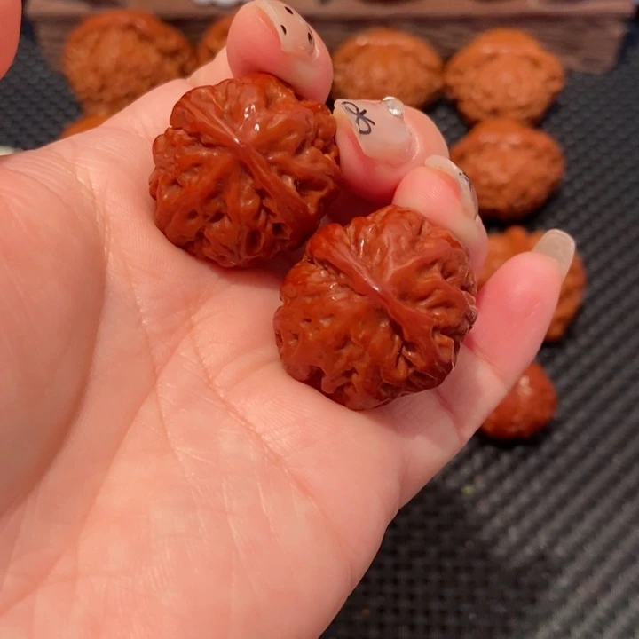 文玩核桃把件刘*29.6尺寸粗筋南瓜