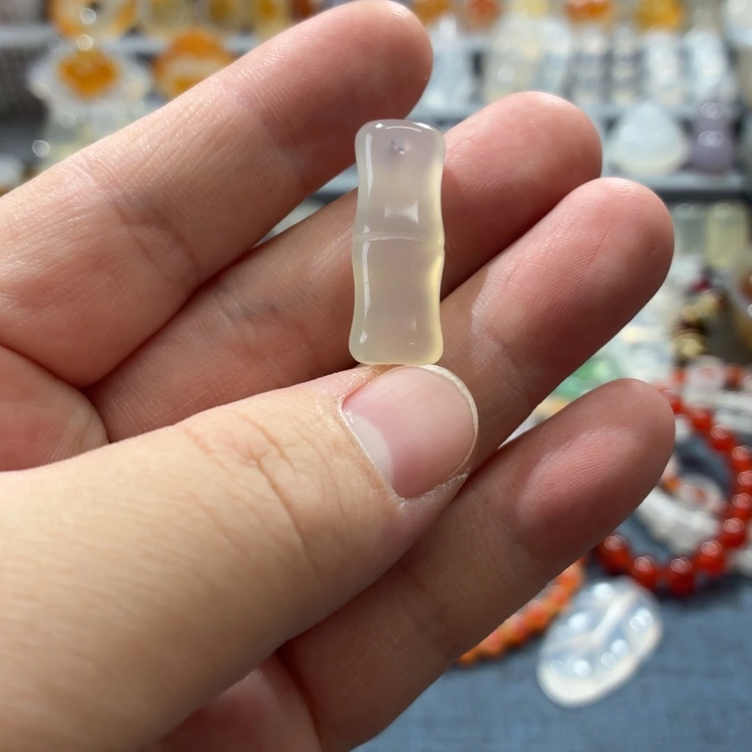 玛瑙/玉髓未镶嵌吊坠(不含链)