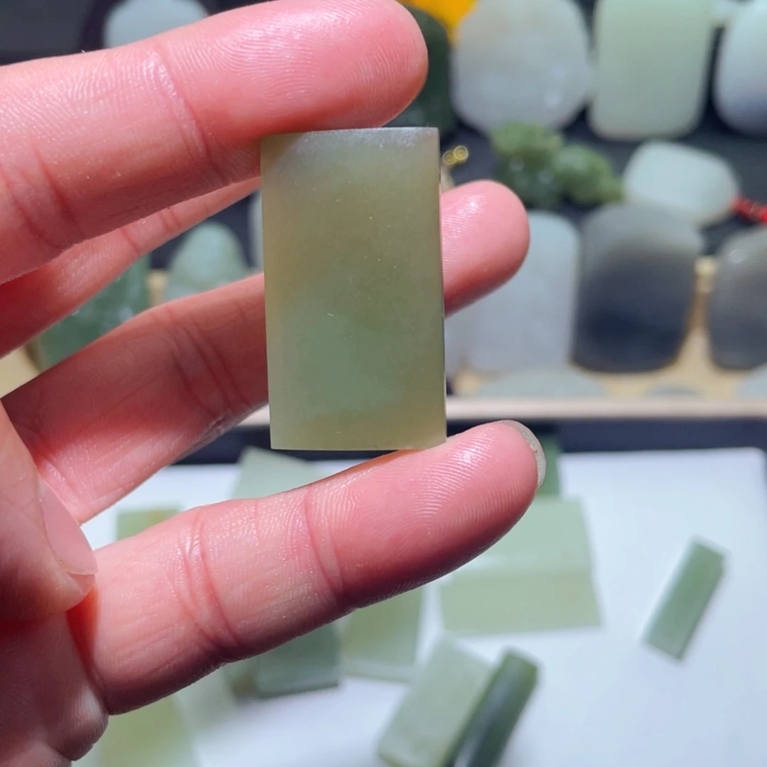 和田玉颈饰未镶嵌生**有