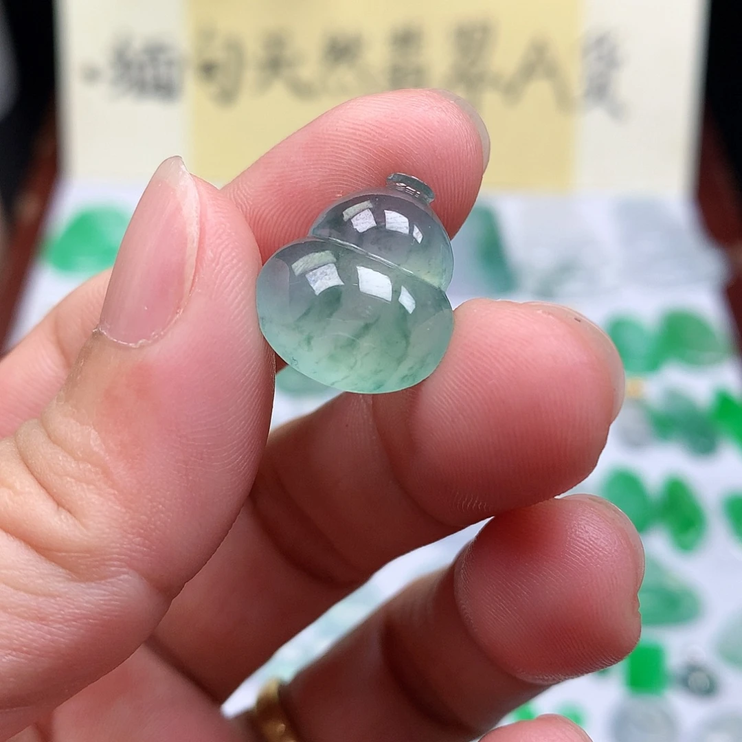 翡翠裸石缅甸天然A货翡翠冰种葫芦