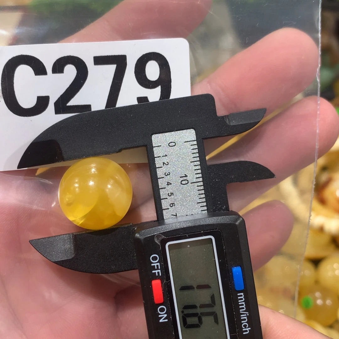 未镶嵌琥珀珠宝奇石