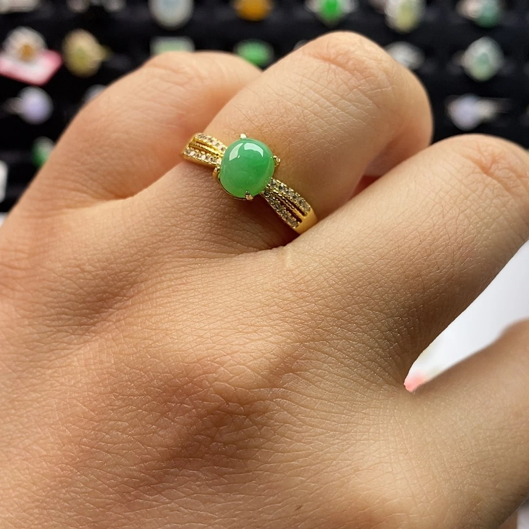 翡翠未镶嵌戒指翡翠