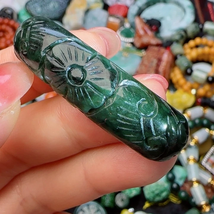 翡翠颈饰未镶嵌天然A货44