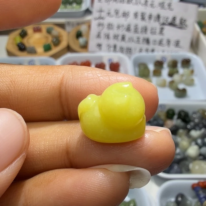 和田玉未镶嵌珠宝奇石