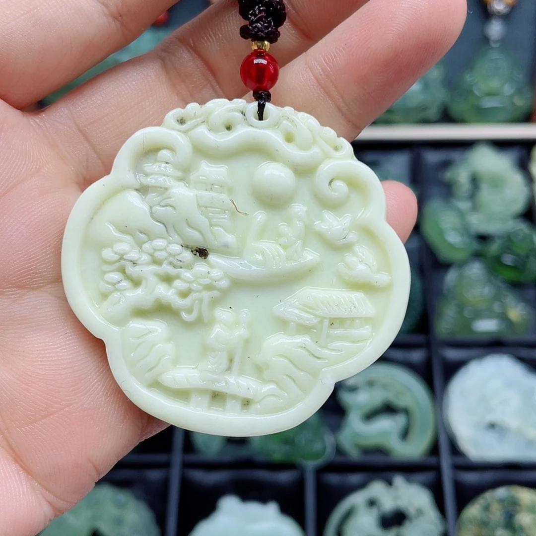 蛇纹石玉未镶嵌颈饰