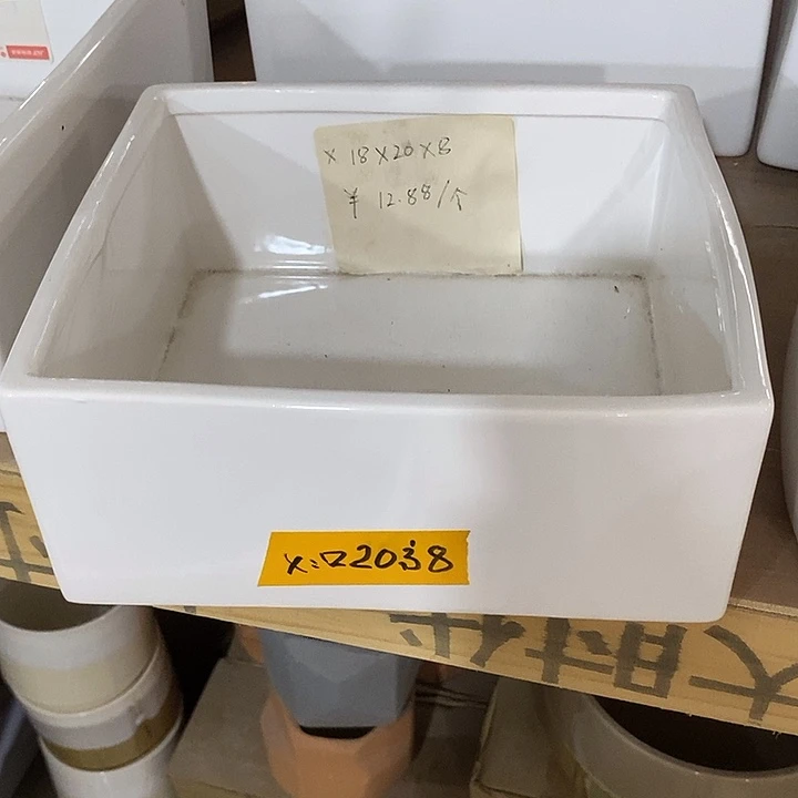 摆件陶盆有孔 微瑕介意勿拍