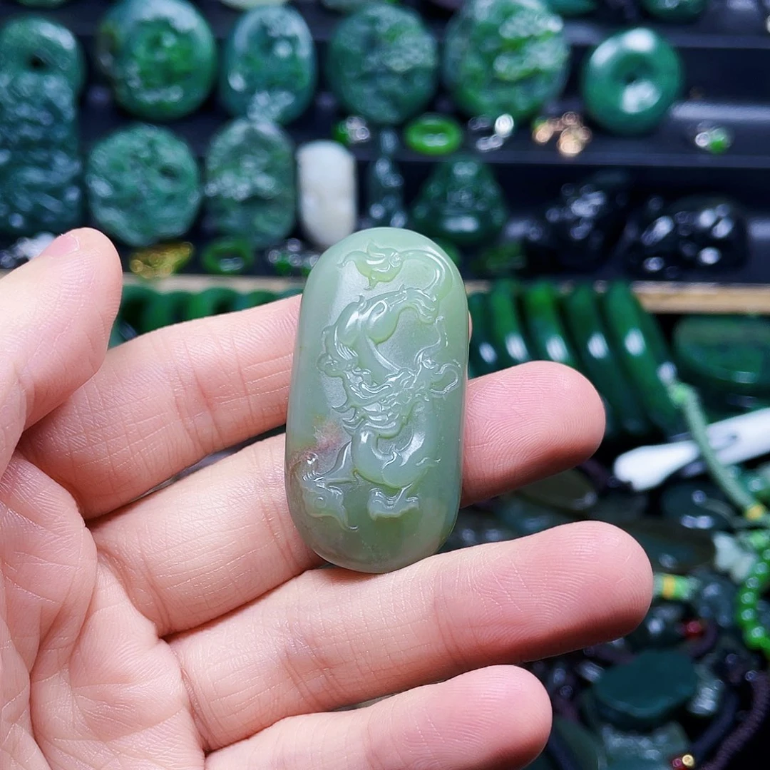 和田玉未镶嵌珠宝半成品