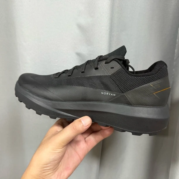 LD4夏季黑金透气防滑耐磨男士越野休闲跑步鞋