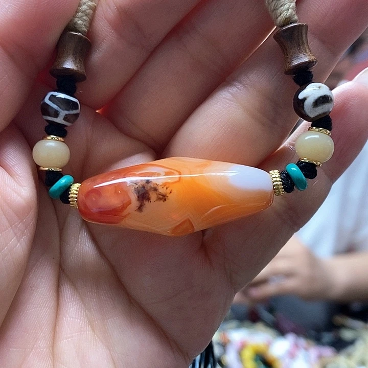 玛瑙/玉髓颈饰合金