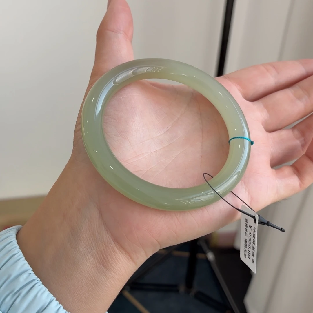 和田玉未镶嵌手镯-冰底啤酒瓶！绿葡萄带一口紫气东来5