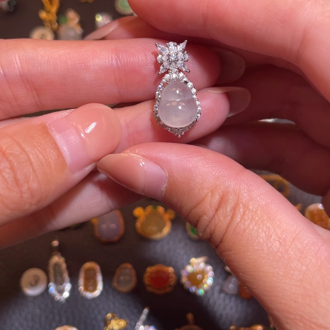 翡翠银S925镶嵌颈饰