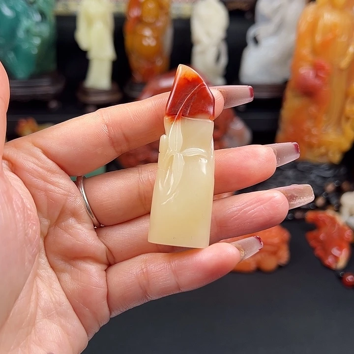 寿山石老性芙蓉石