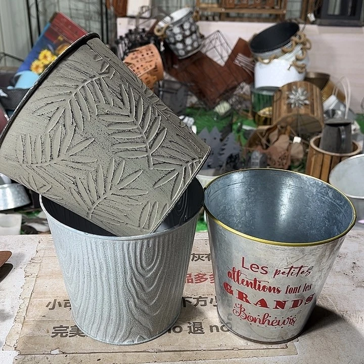 铁艺默认瑕疵介意勿拍发出不退不换