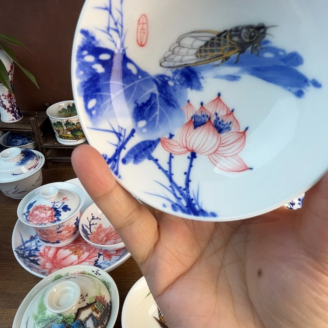 忠意堂釉下彩荷花蝉