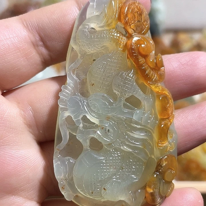 岫玉吊坠(赠链)未镶嵌