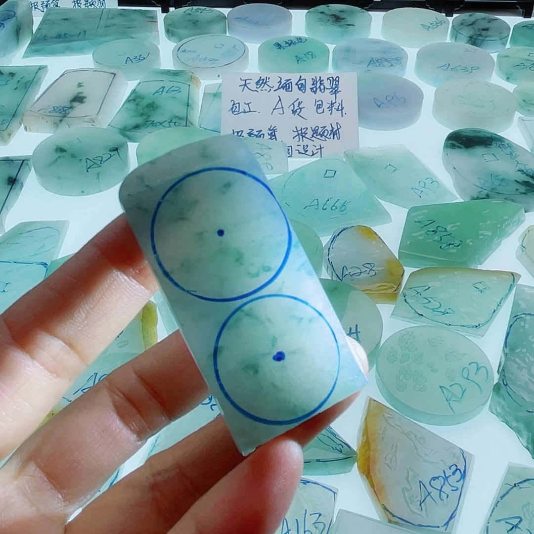 定制翡翠未镶嵌天然缅甸翡翠A货