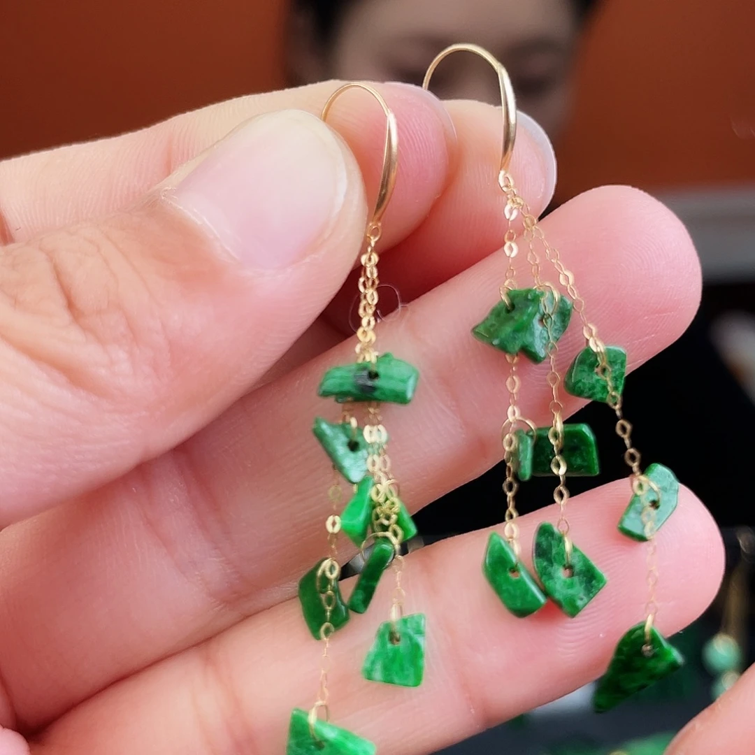 翡翠18K金镶嵌耳饰