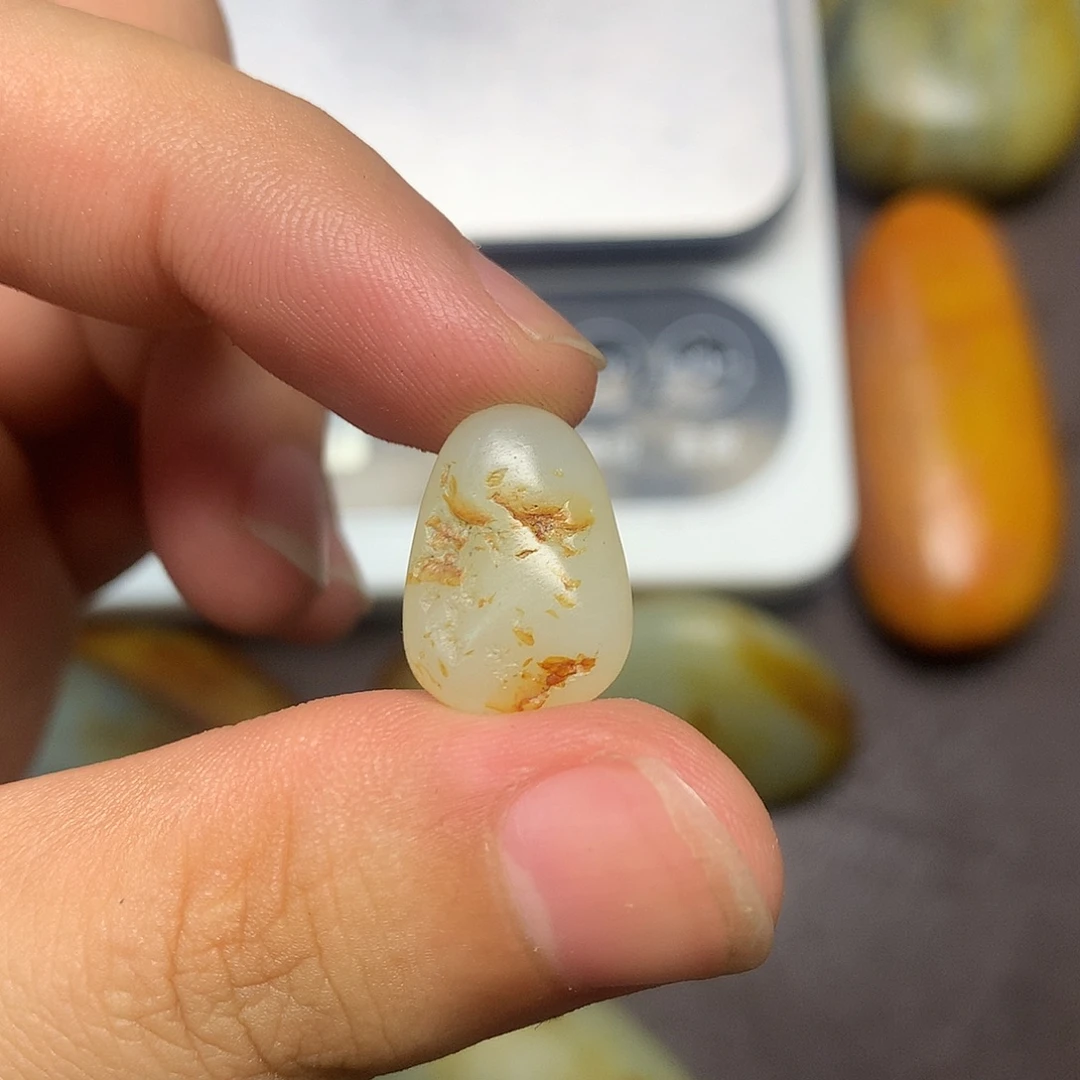 和田玉（糖玉）未镶嵌挂件