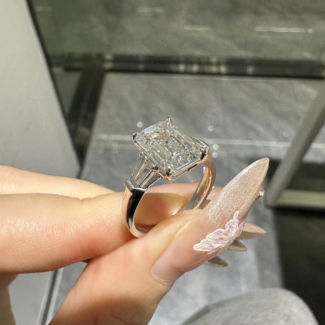 实验室培育钻石祖母切方糖三石戒指简约精致送女友送老婆