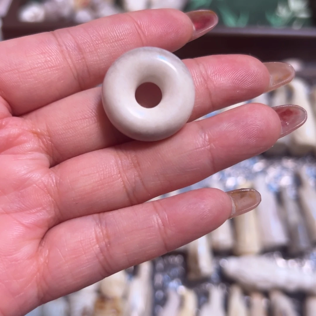 鹿骨把件用****4手把件