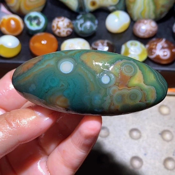 玛瑙/玉髓未镶嵌珠宝半成品