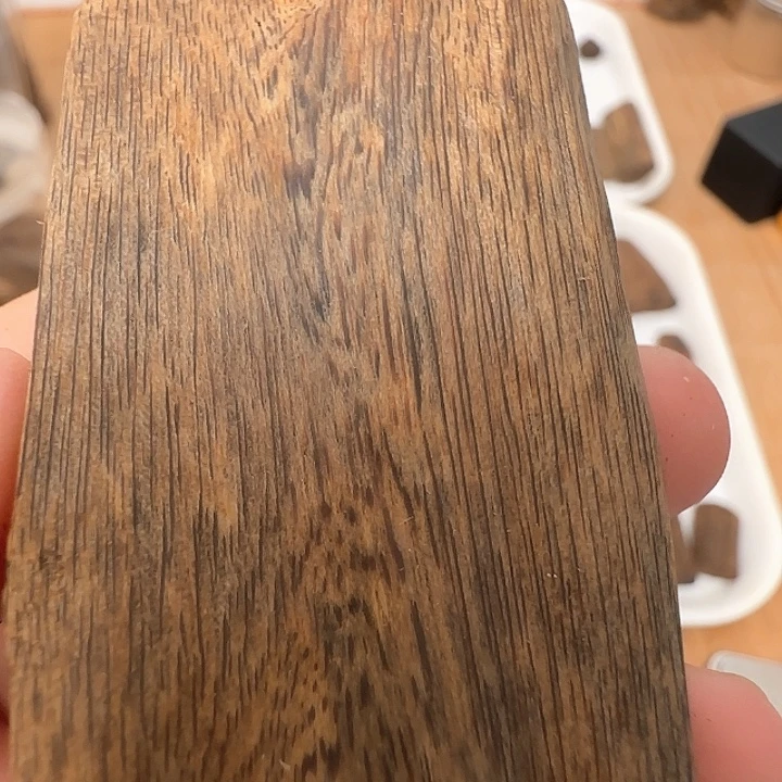 沉香手把件手把件