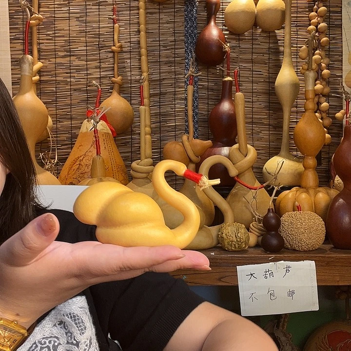 唐****小天鹅葫芦芦芦芦