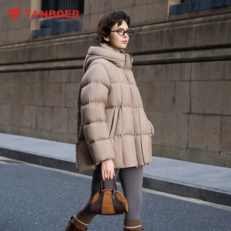 坦博尔2024新款羽绒服女士连帽时尚气质妈妈款中老年保暖外套512Z
