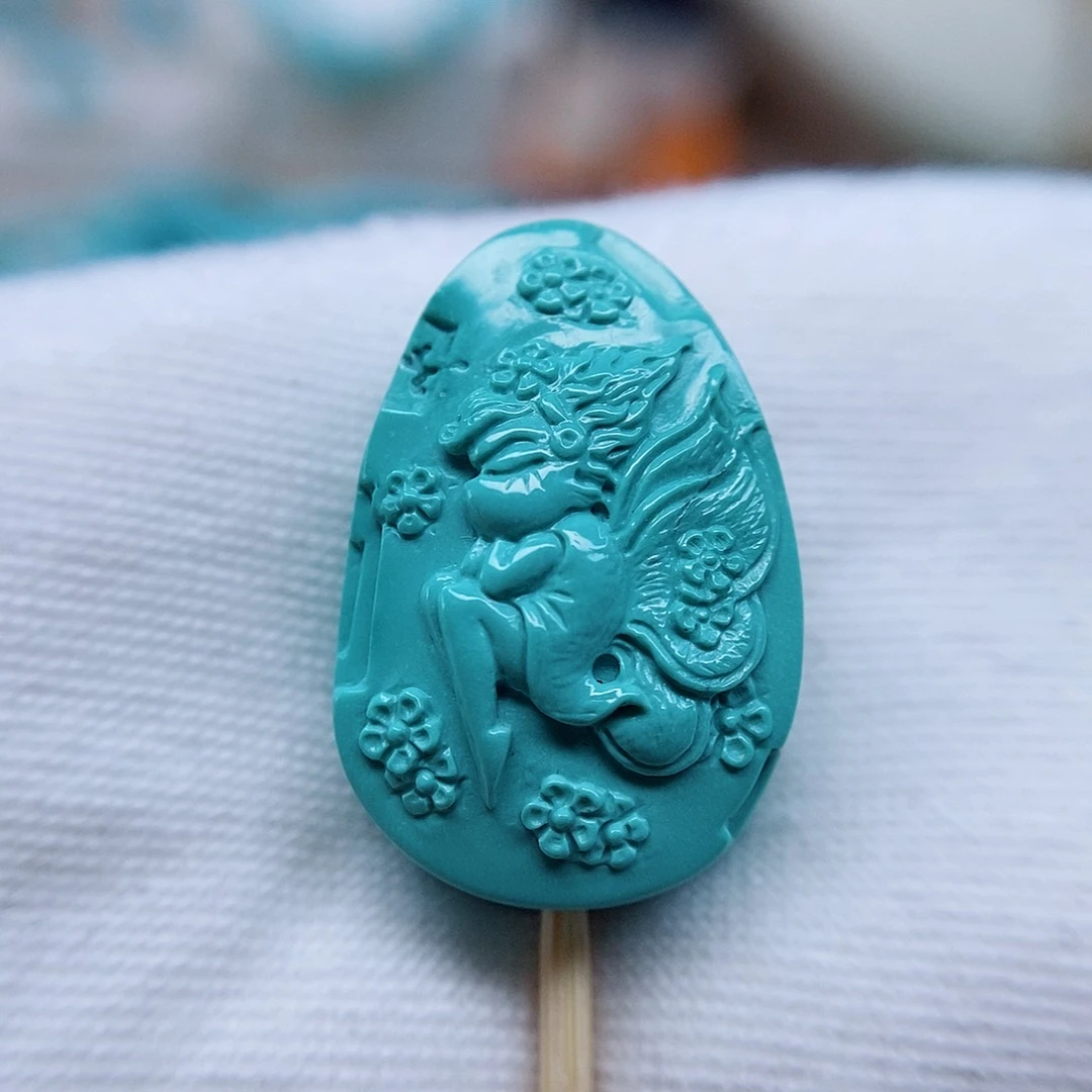 绿松石配饰未镶嵌