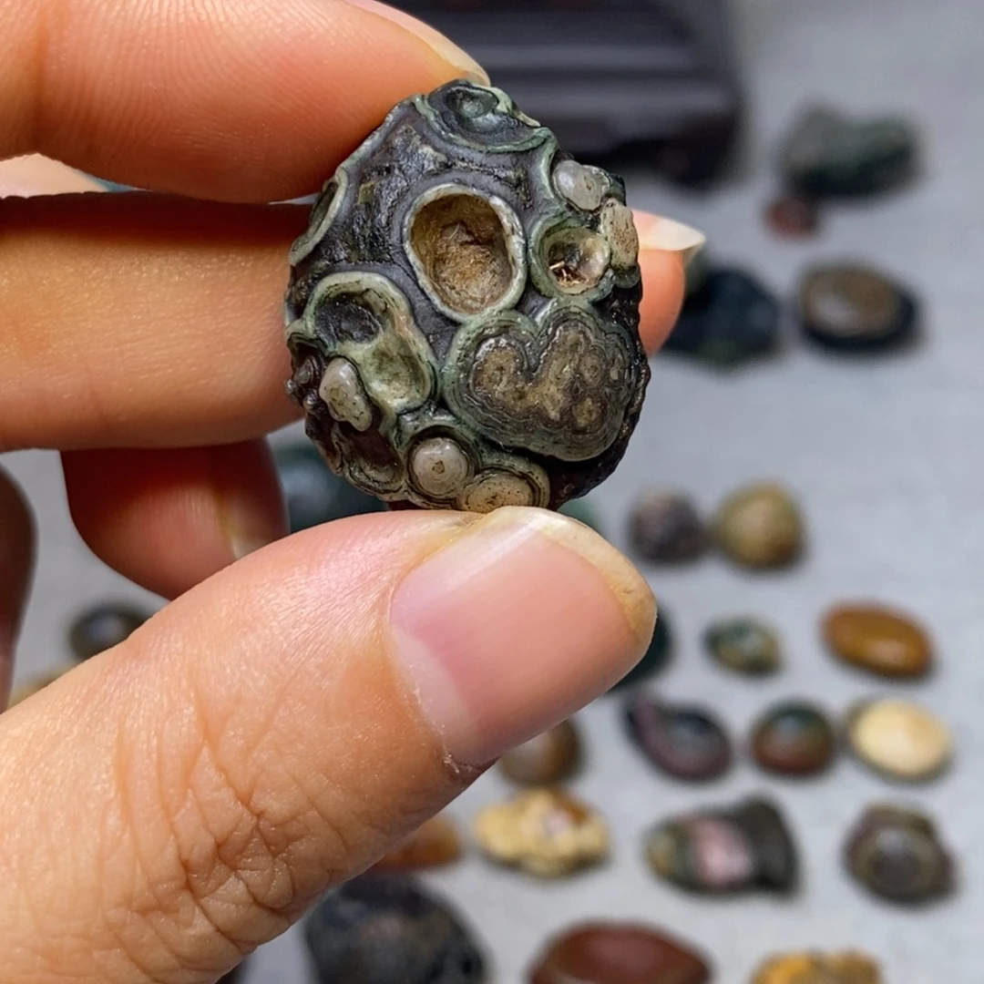 地表浅地表各种天然石头满50包邮   偏远满100包邮