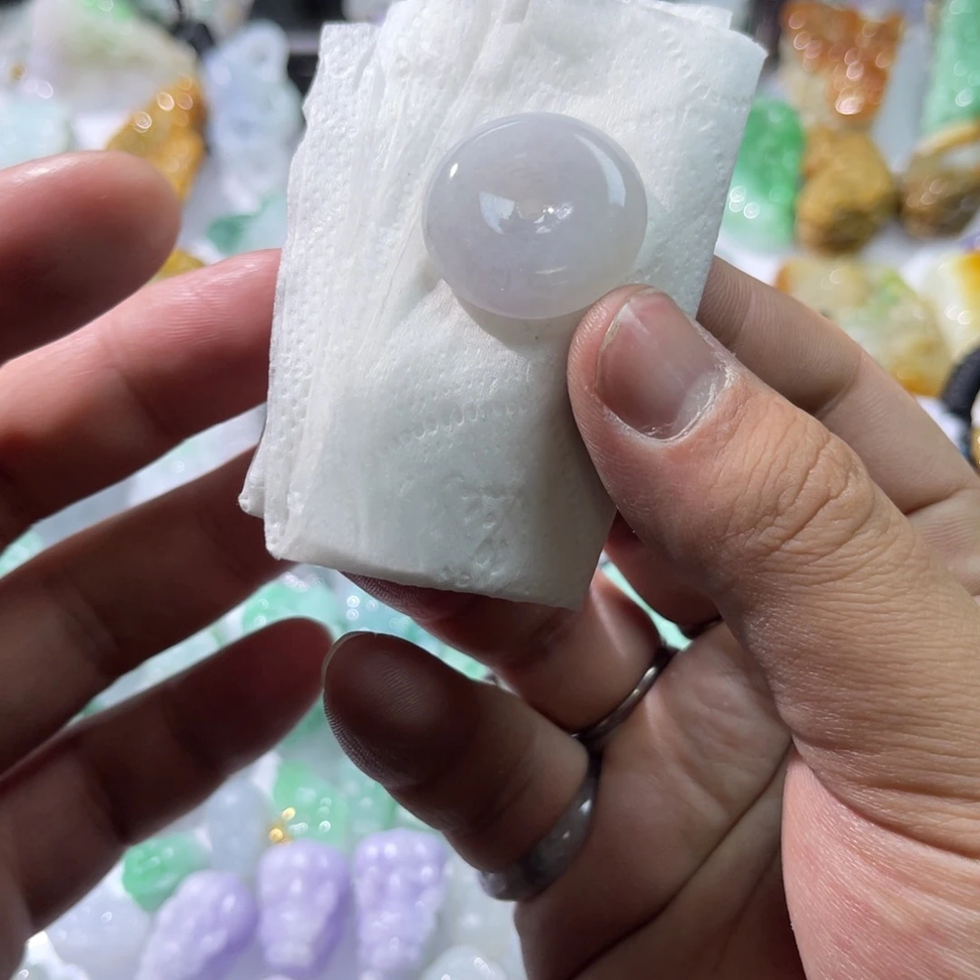 翡翠颈饰未镶嵌天然