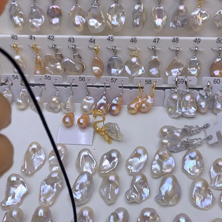 颈饰银S925镶嵌淡水珍珠