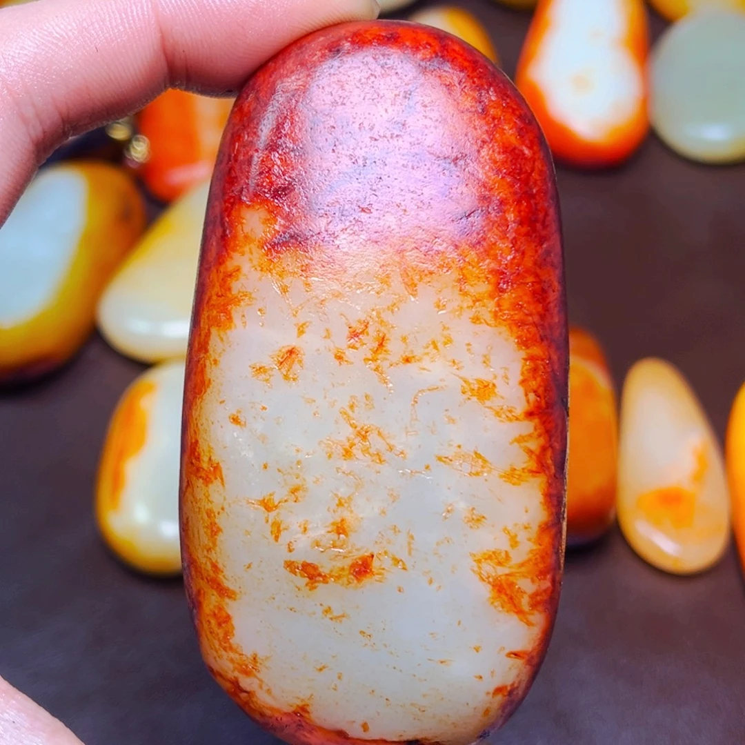 和田玉未镶嵌珠宝奇石