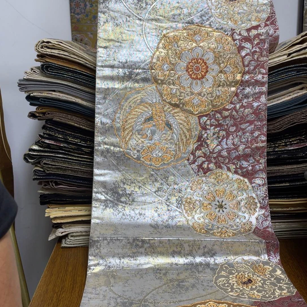 刺绣织锦技艺高超技艺