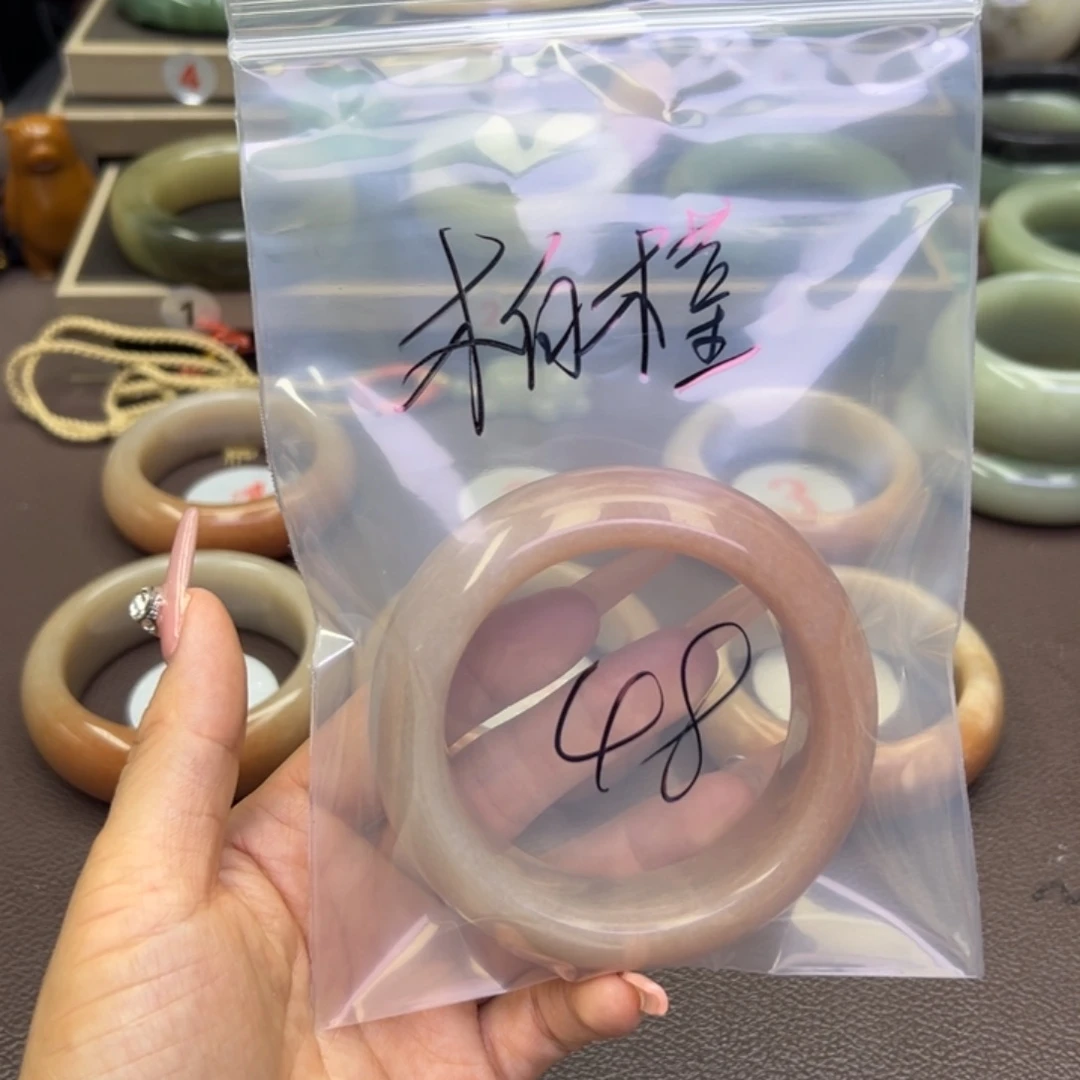 未镶嵌手镯石英岩玉&**&
