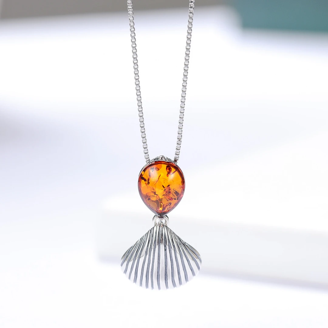 S&A天然琥珀S925银镶嵌贝壳款琥珀吊坠火珀花珀吊坠配链子