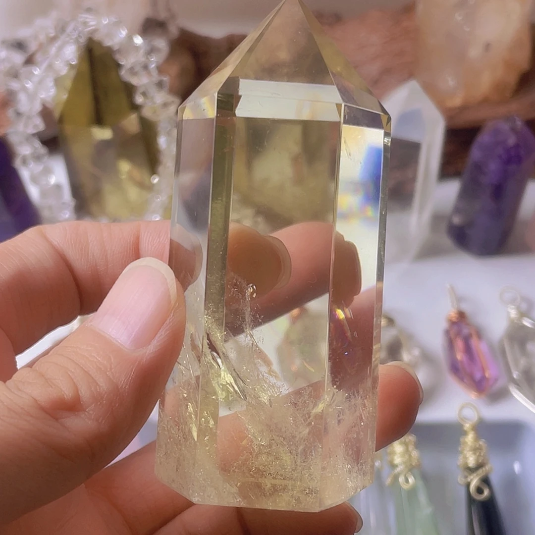 石材黄水晶柱打磨件140克