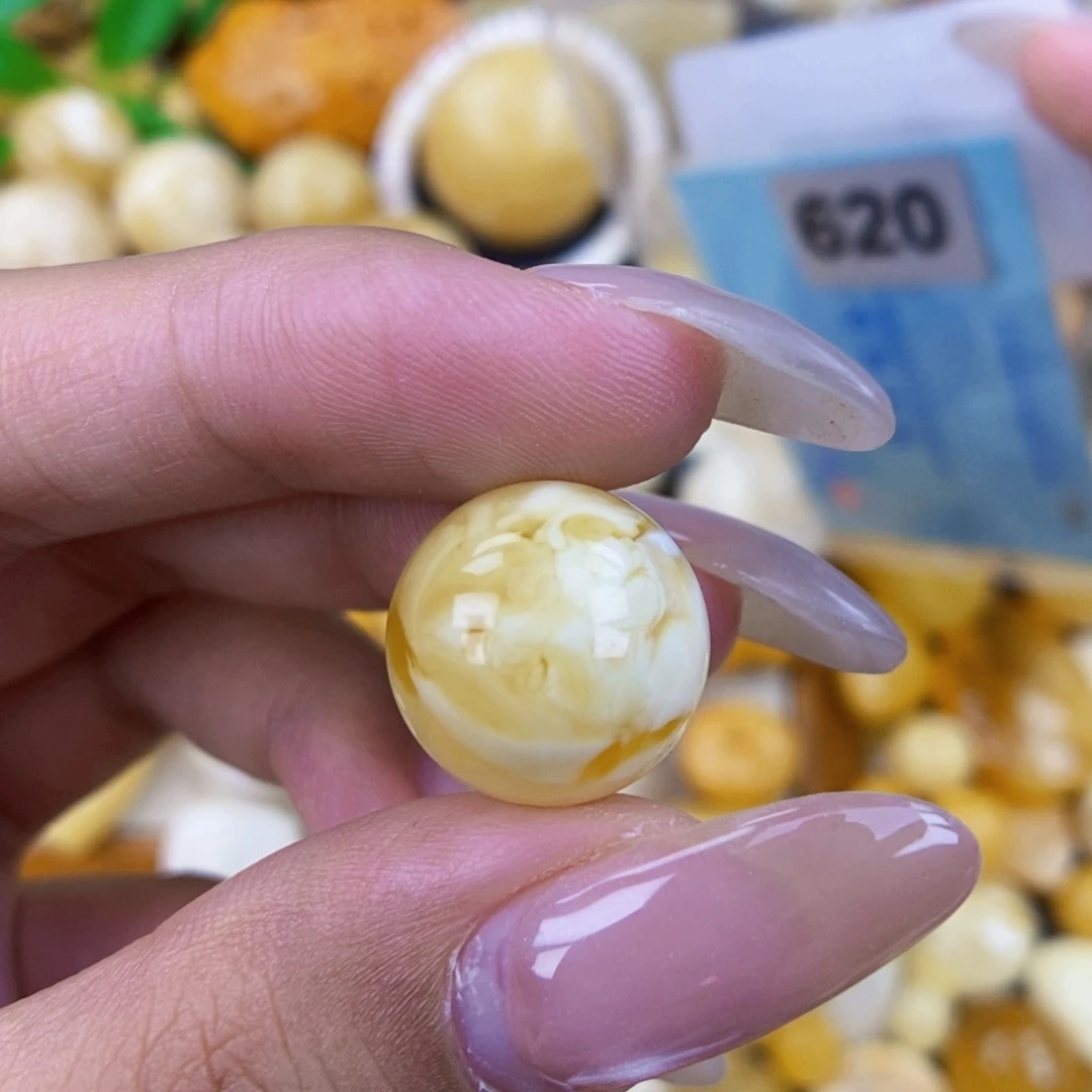 未镶嵌琥珀珠宝奇石15.2 粉