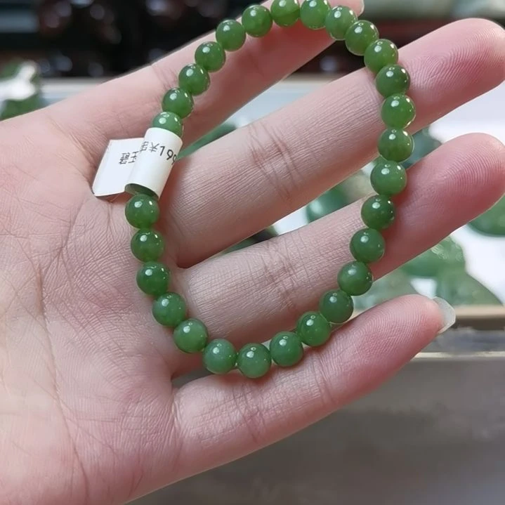 和田玉（碧玉）未镶嵌颈饰